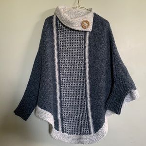 Poncho sweater